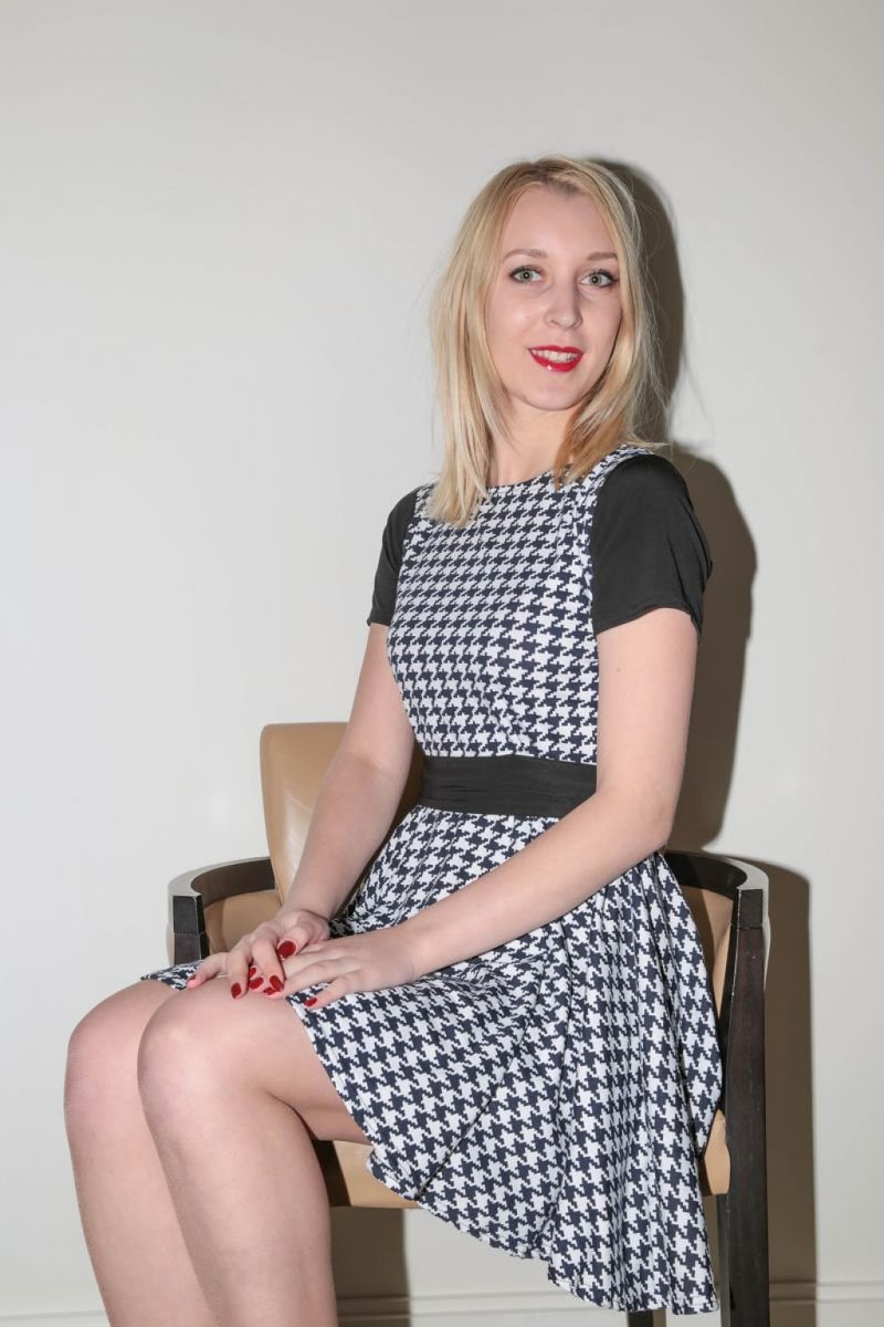 Инна, 19 лет, 2 размер груди